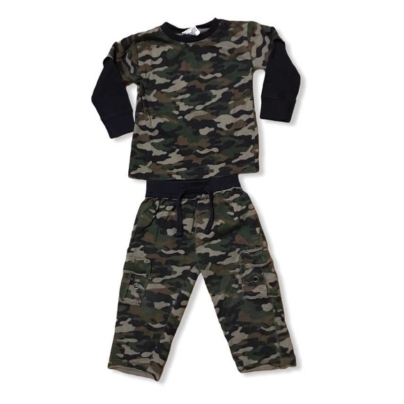 Boy's Camo 2 Pc Matching Set - Picture 1 of 8